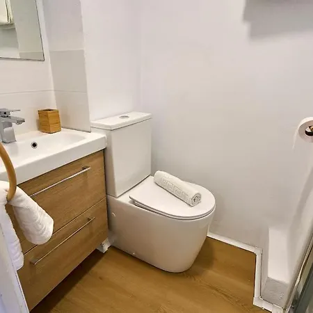 Front Sea Line Experience Apartment *
