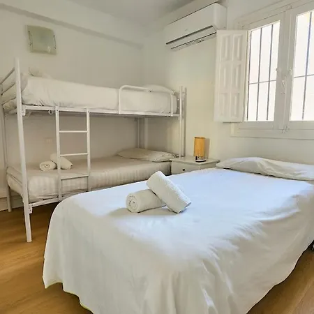 Apartment Front Sea Line Experience