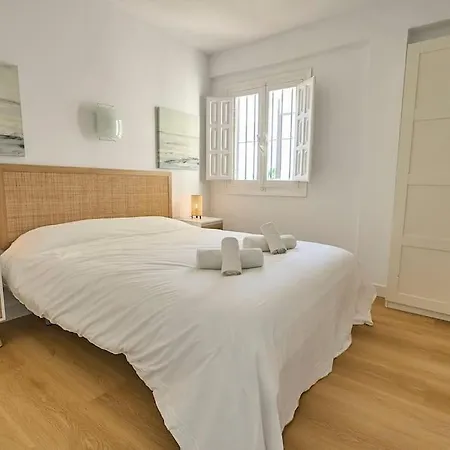 Front Sea Line Experience Апартаменты Фуэнхирола